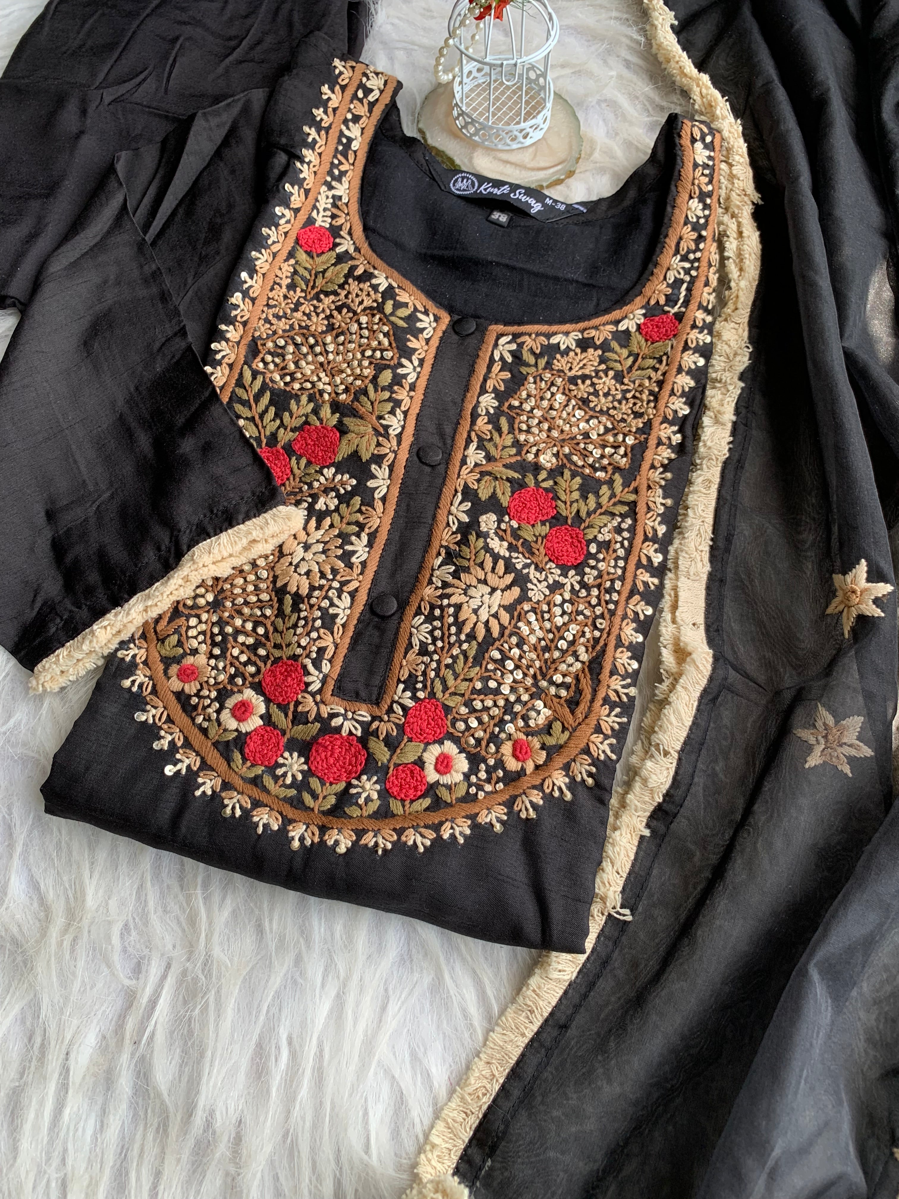 “GEHNA” Premium Festive dola Silk Suit Set ❤️ | KurtiSwag