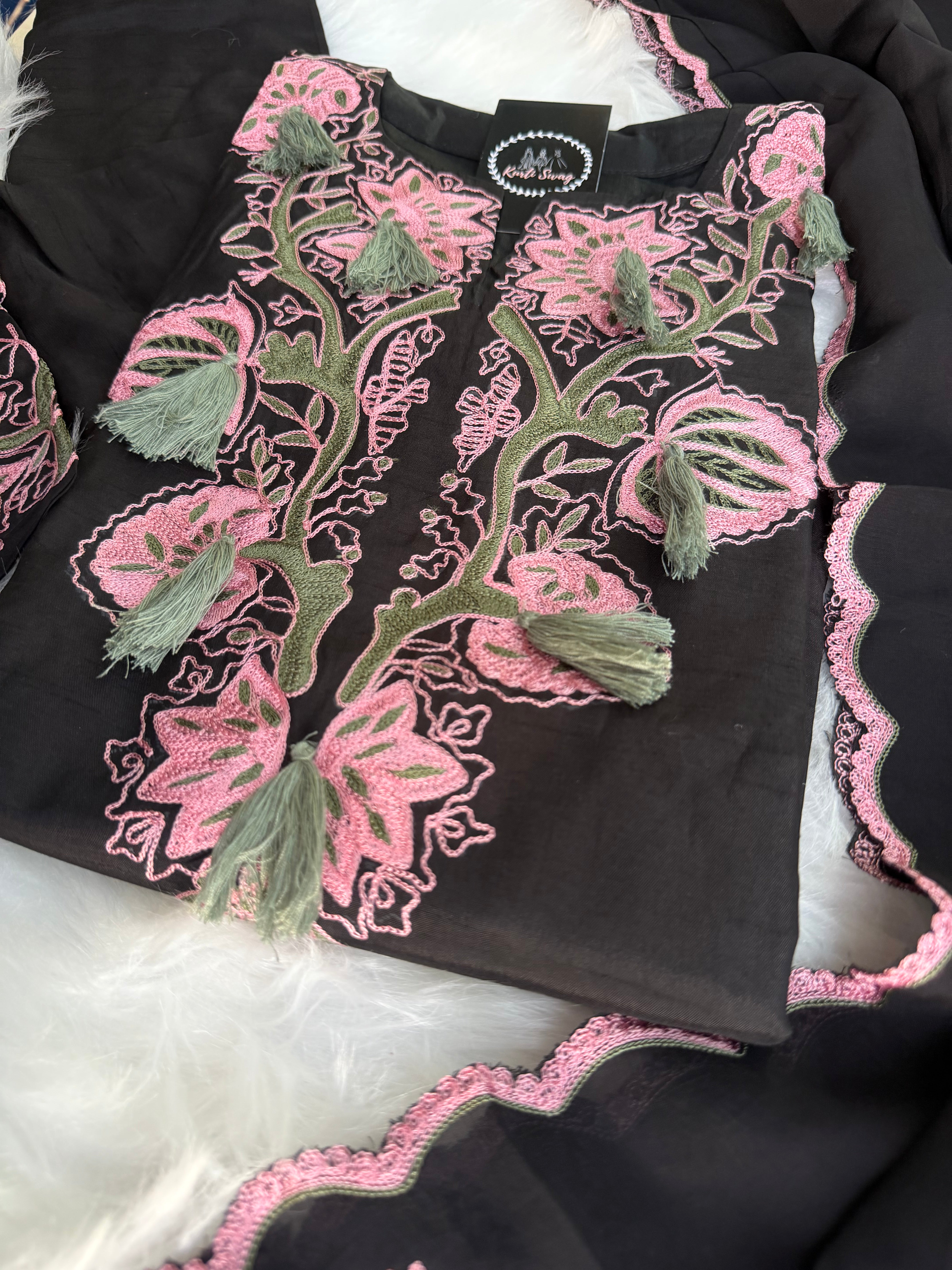 “BLUSH ON BLACK” Dola Silk Suit Set 💕✨ | KurtiSwag