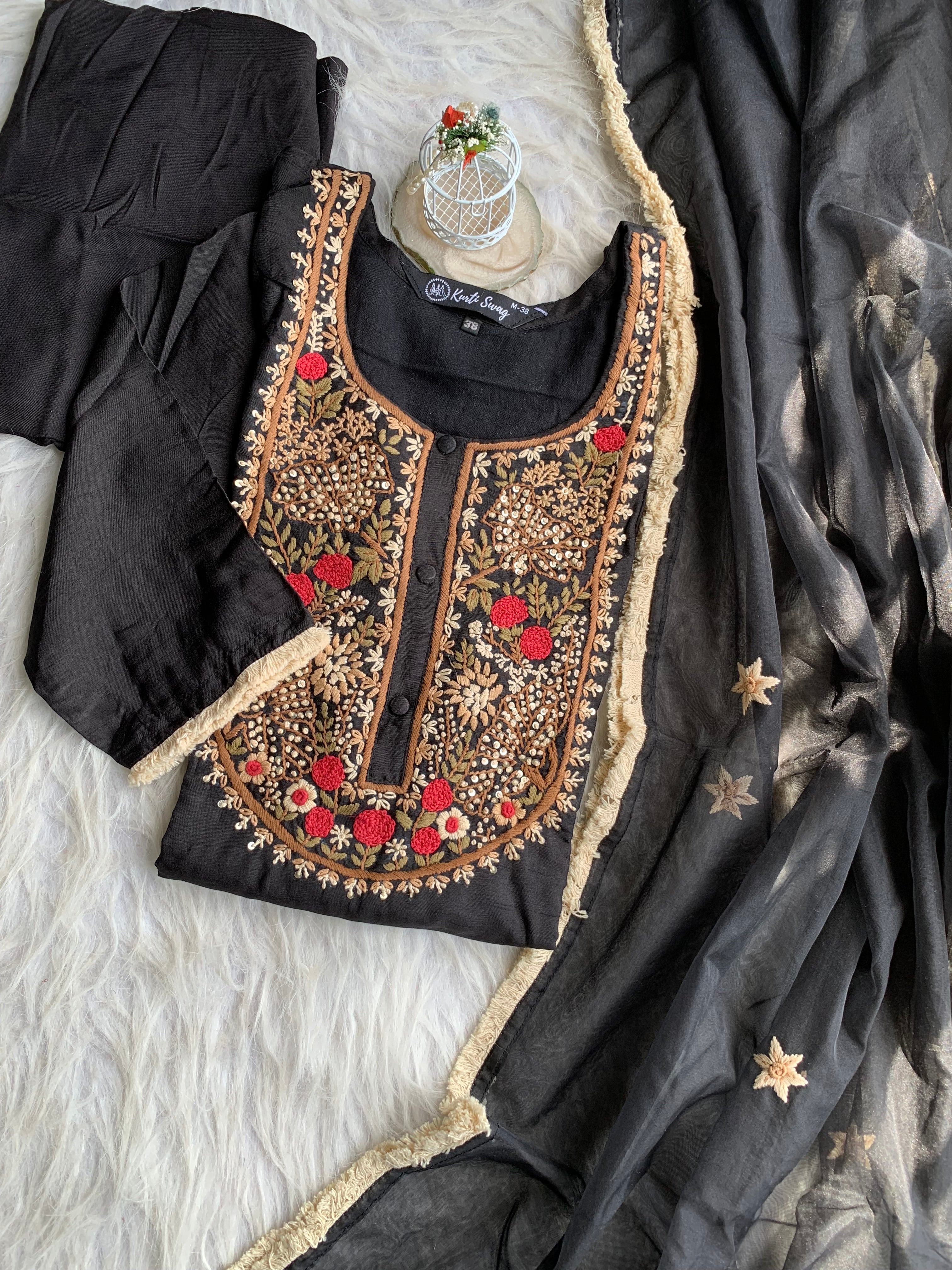 “GEHNA” Premium Festive dola Silk Suit Set ❤️ | KurtiSwag