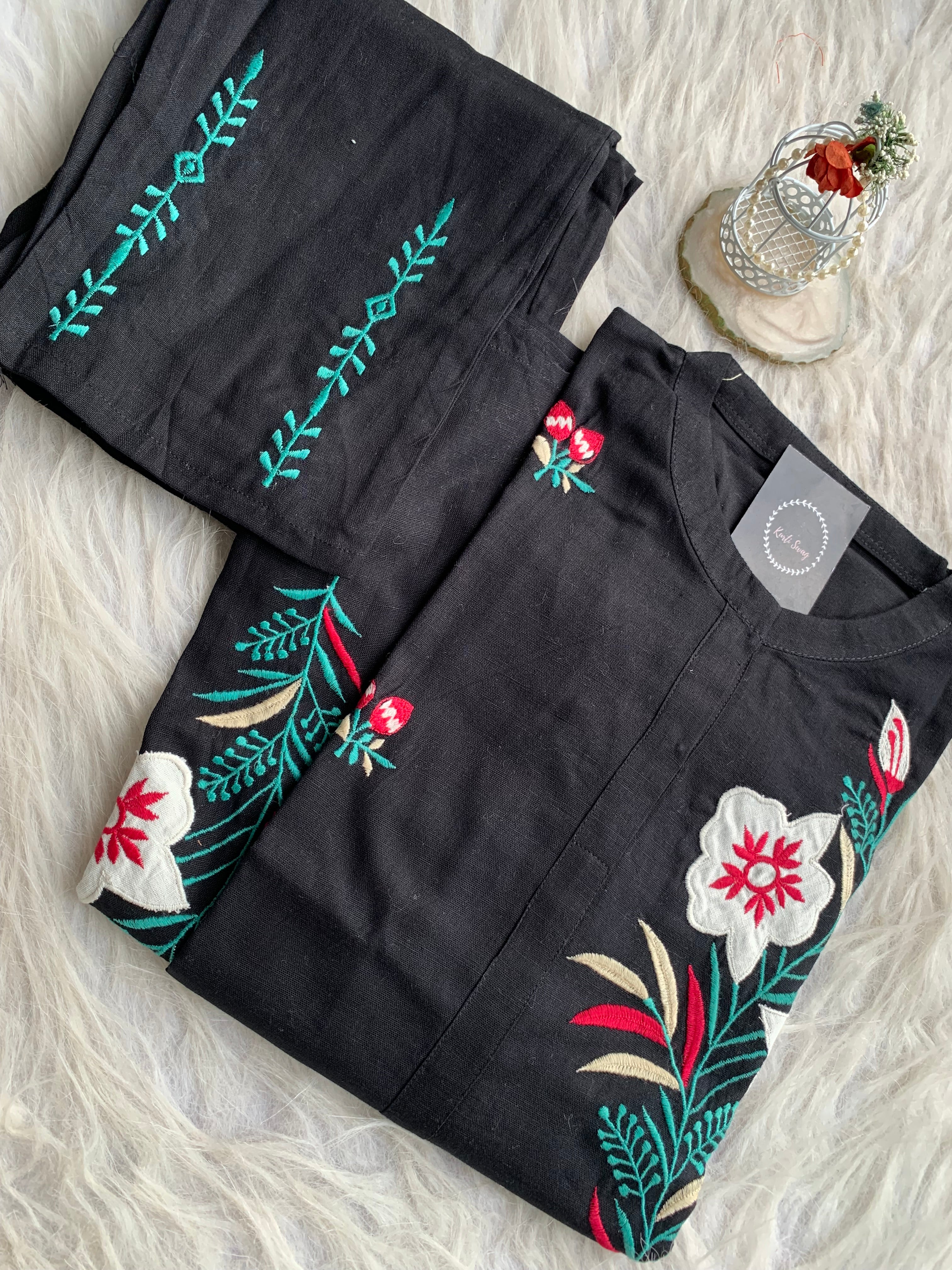 “SIMRAN “ Cotton Straight Kurta With Beautiful Appliqué and Thread Embroidery | KurtiSwag
