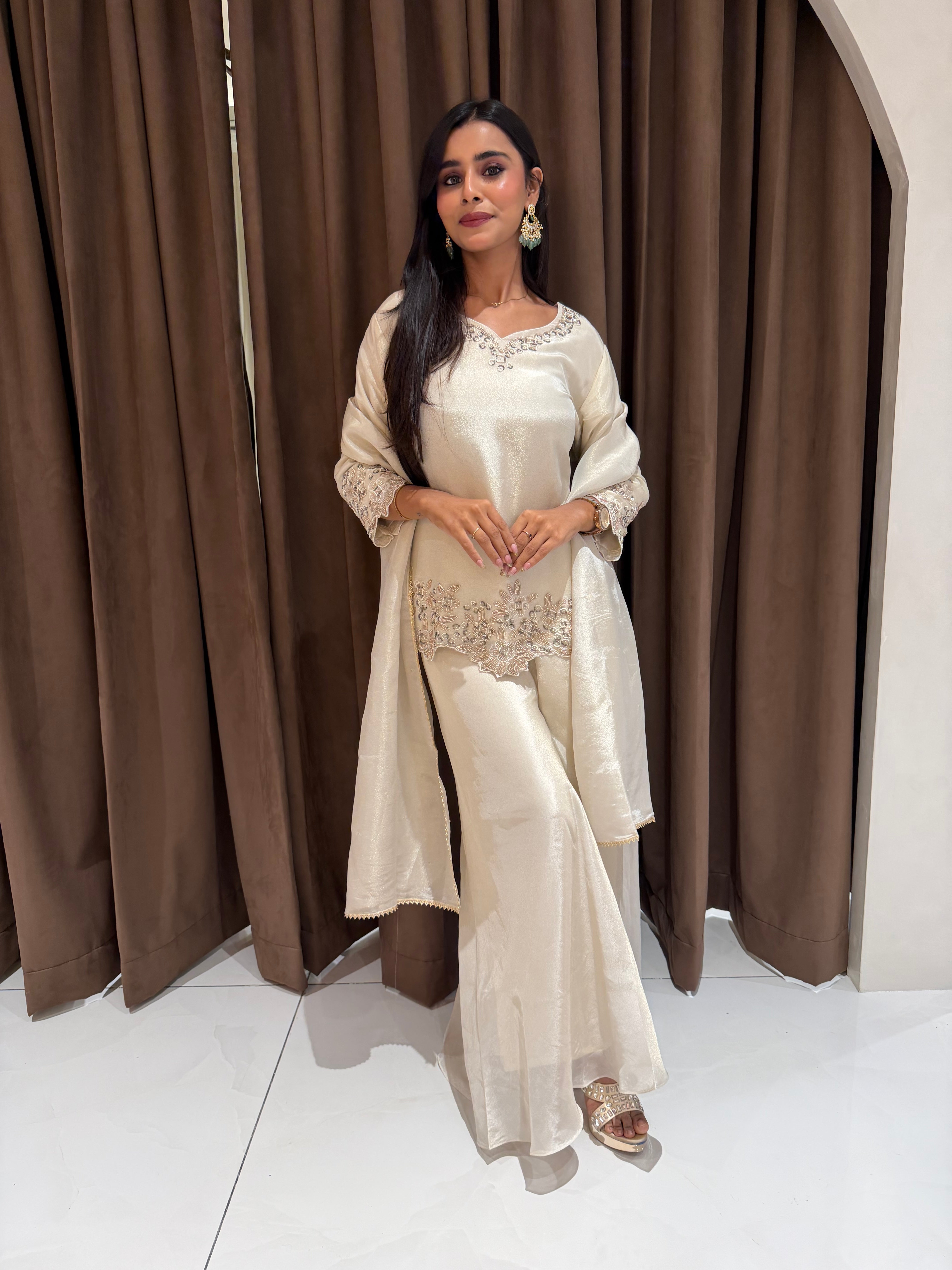 “TWISHA” Short Kurta Divider Set ✨💕 | KurtiSwag