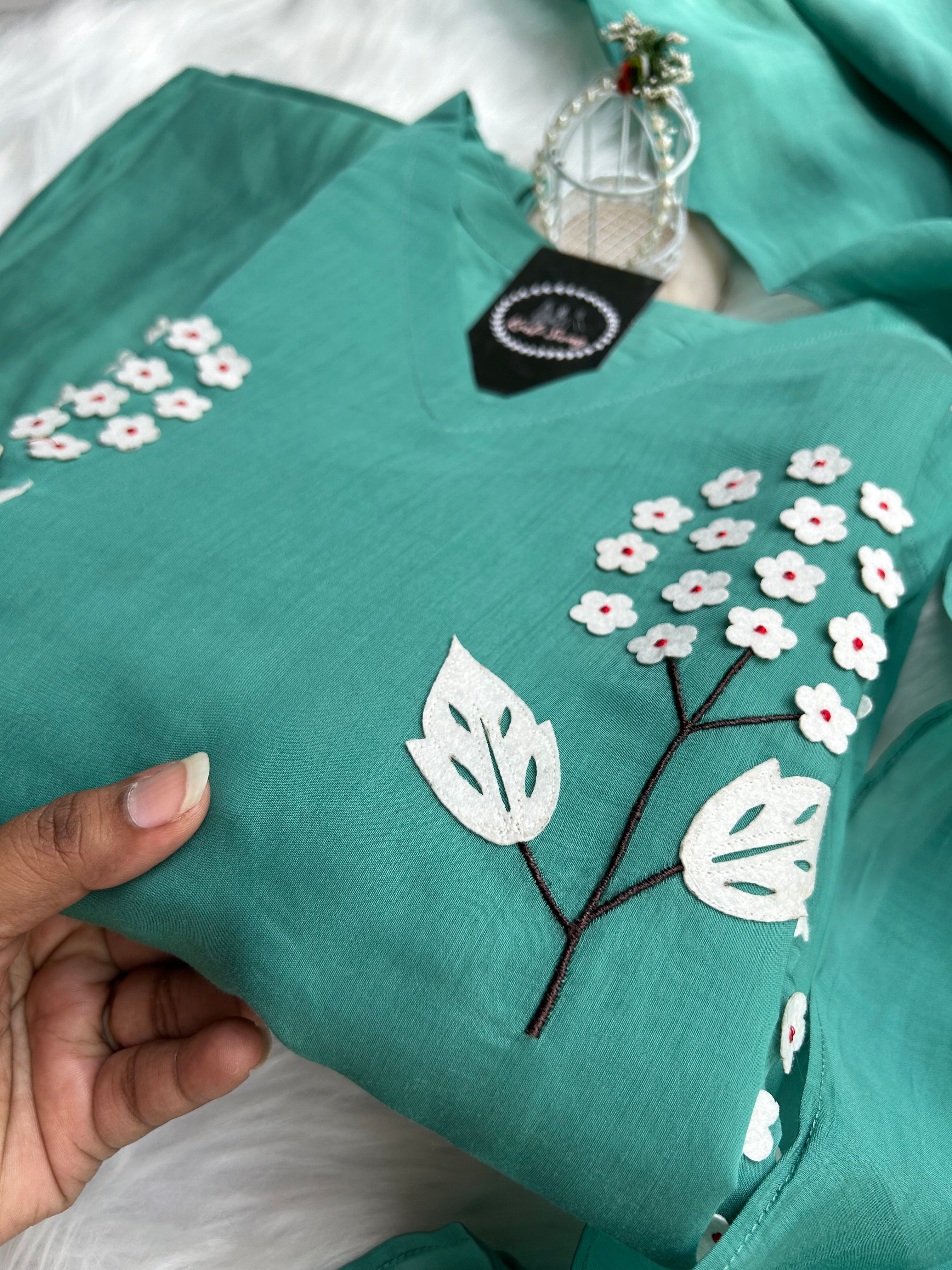 “The Flora Vibe” Premium Mul Chanderi Kurti Set✨💕 | KurtiSwag