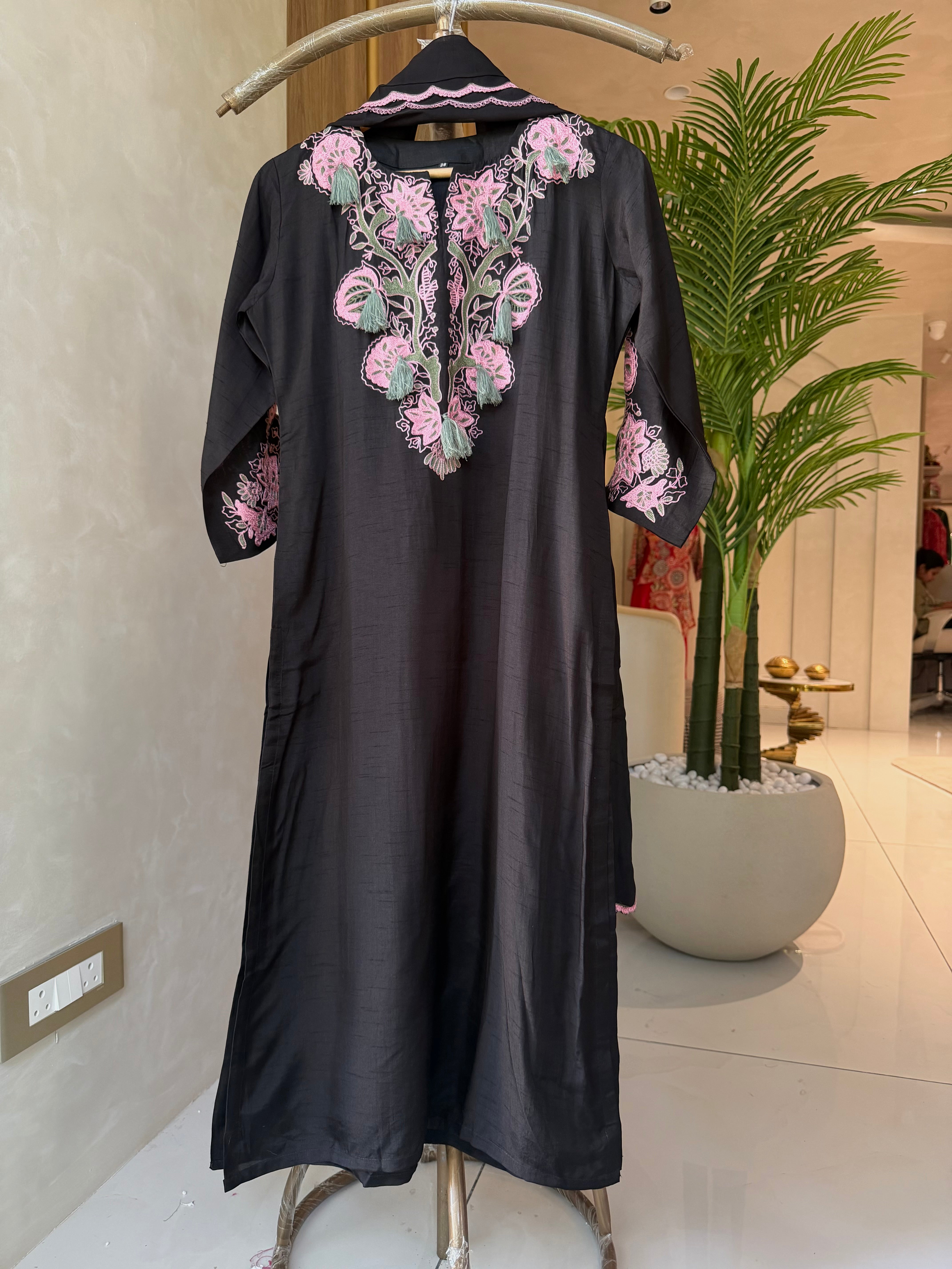 “BLUSH ON BLACK” Dola Silk Suit Set 💕✨ | KurtiSwag