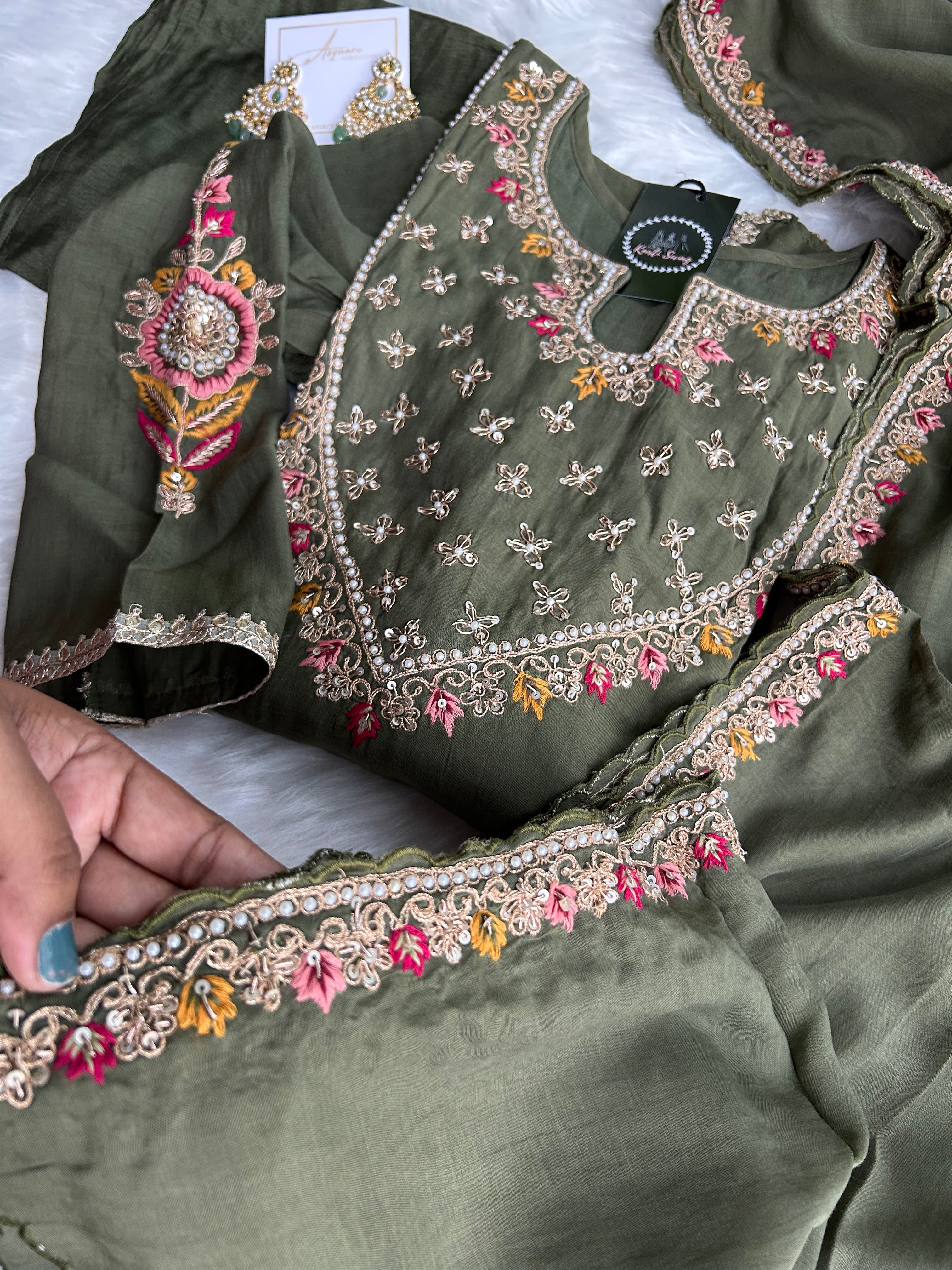 “DHAARNA” Mul Chanderi Festive Suit Set ✨💕 | KurtiSwag