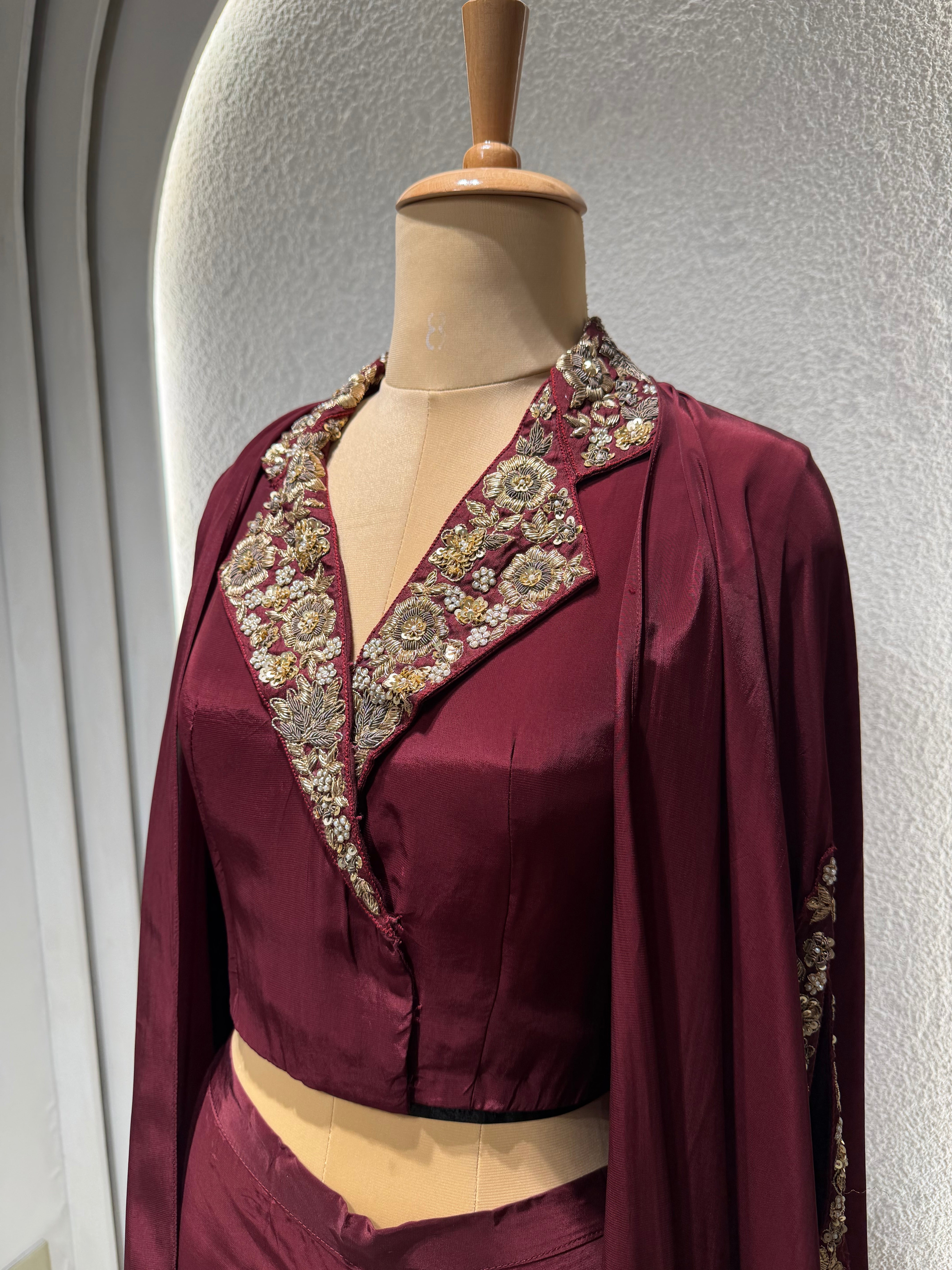 “RIWAYAT” Zardosi Embellished Jacket Indowestern Edit ✨♥️ | KurtiSwag