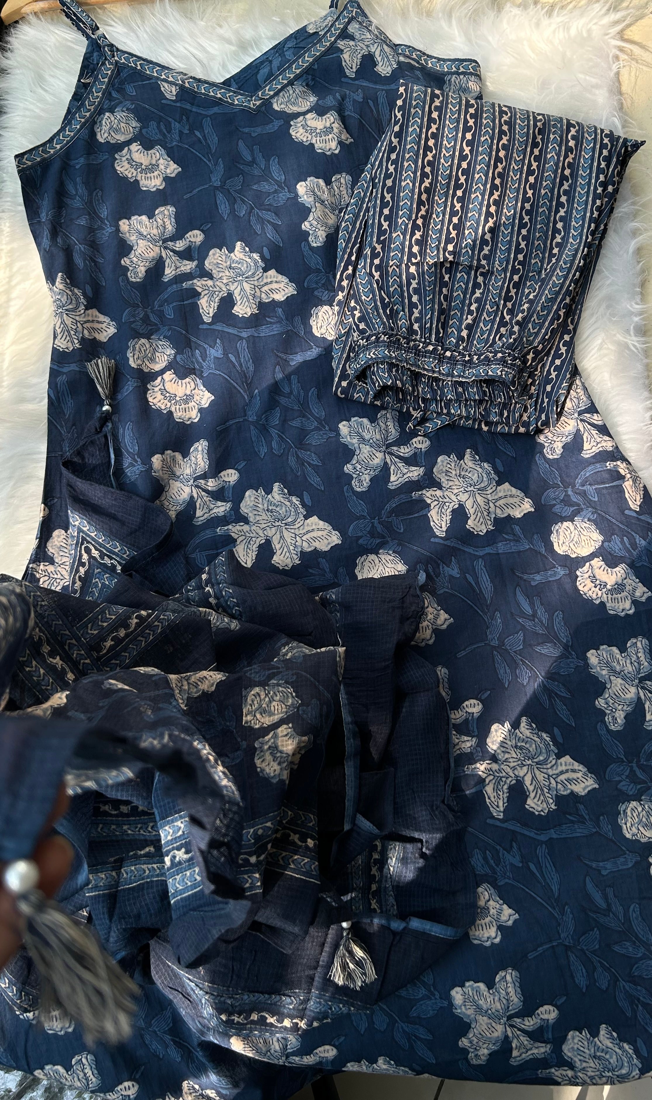 “KARISMA” Pure Cotton Spaghetti Suit Set With Dupatta✨💕 | KurtiSwag