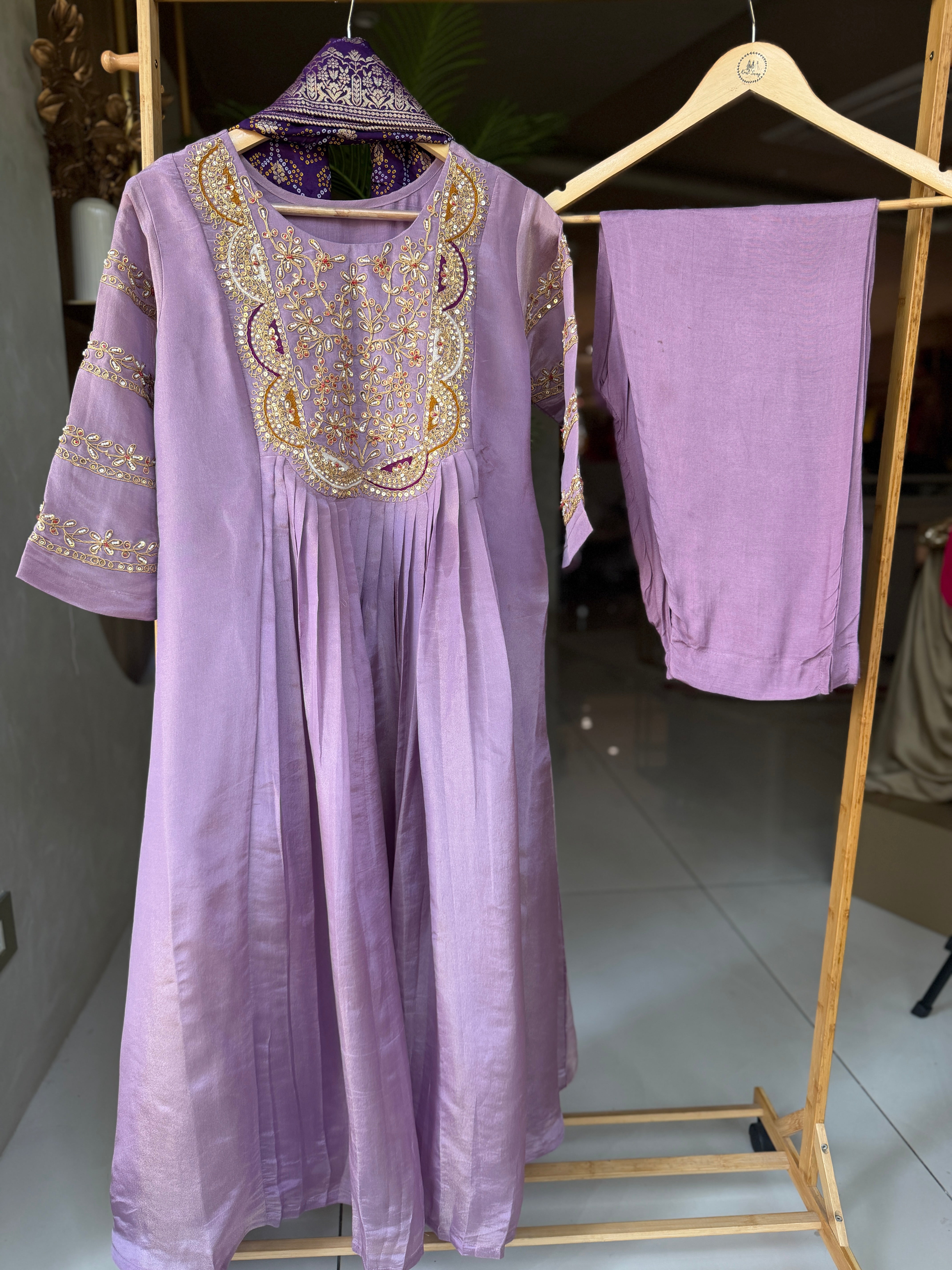 “SHAURYA” Tissue Silk Set with Bandhni dupatta ✨♥️ | KurtiSwag