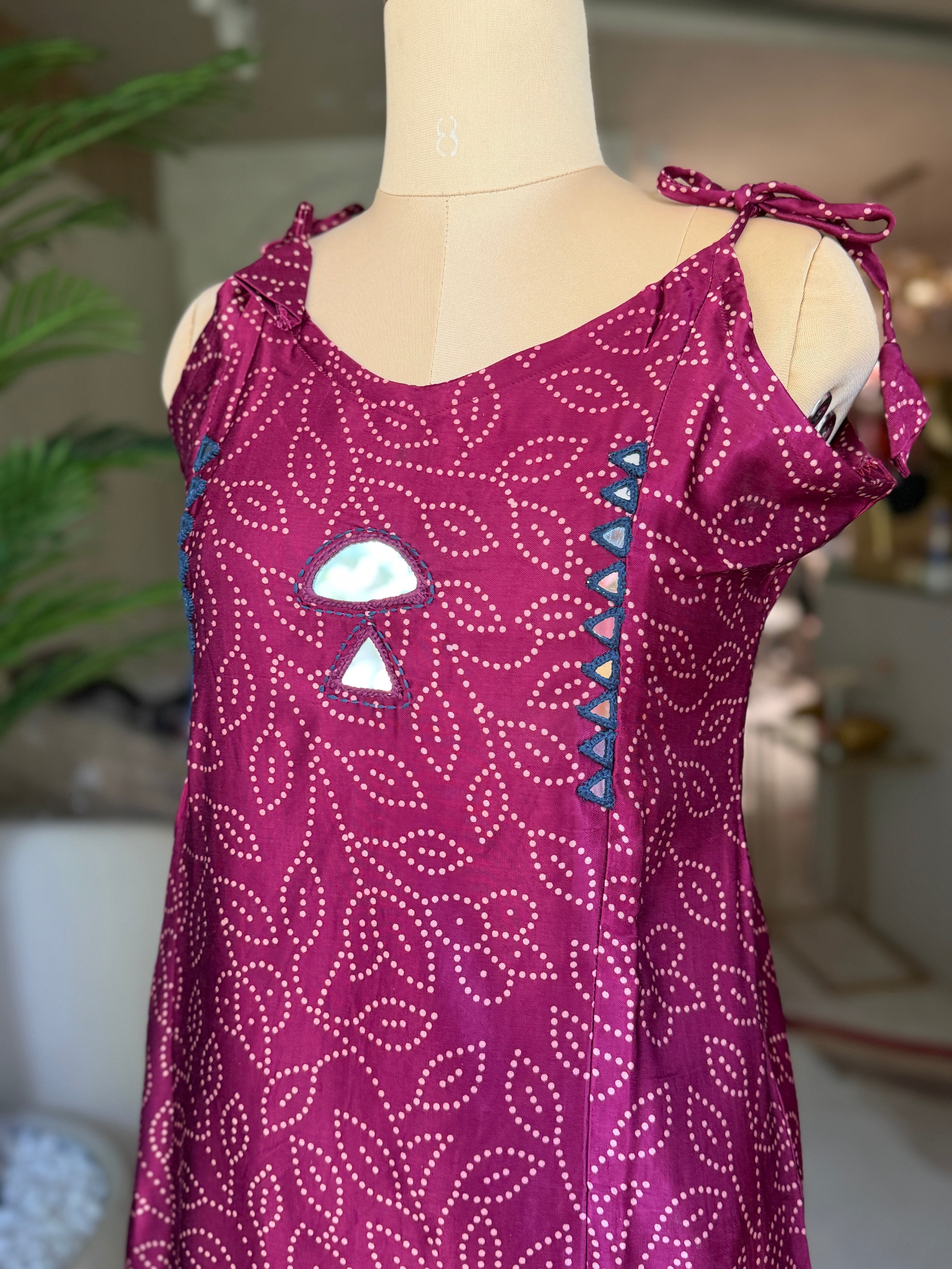 “GAJJI SILK” Spagetti Kurta Pant Set ✨💕 | KurtiSwag