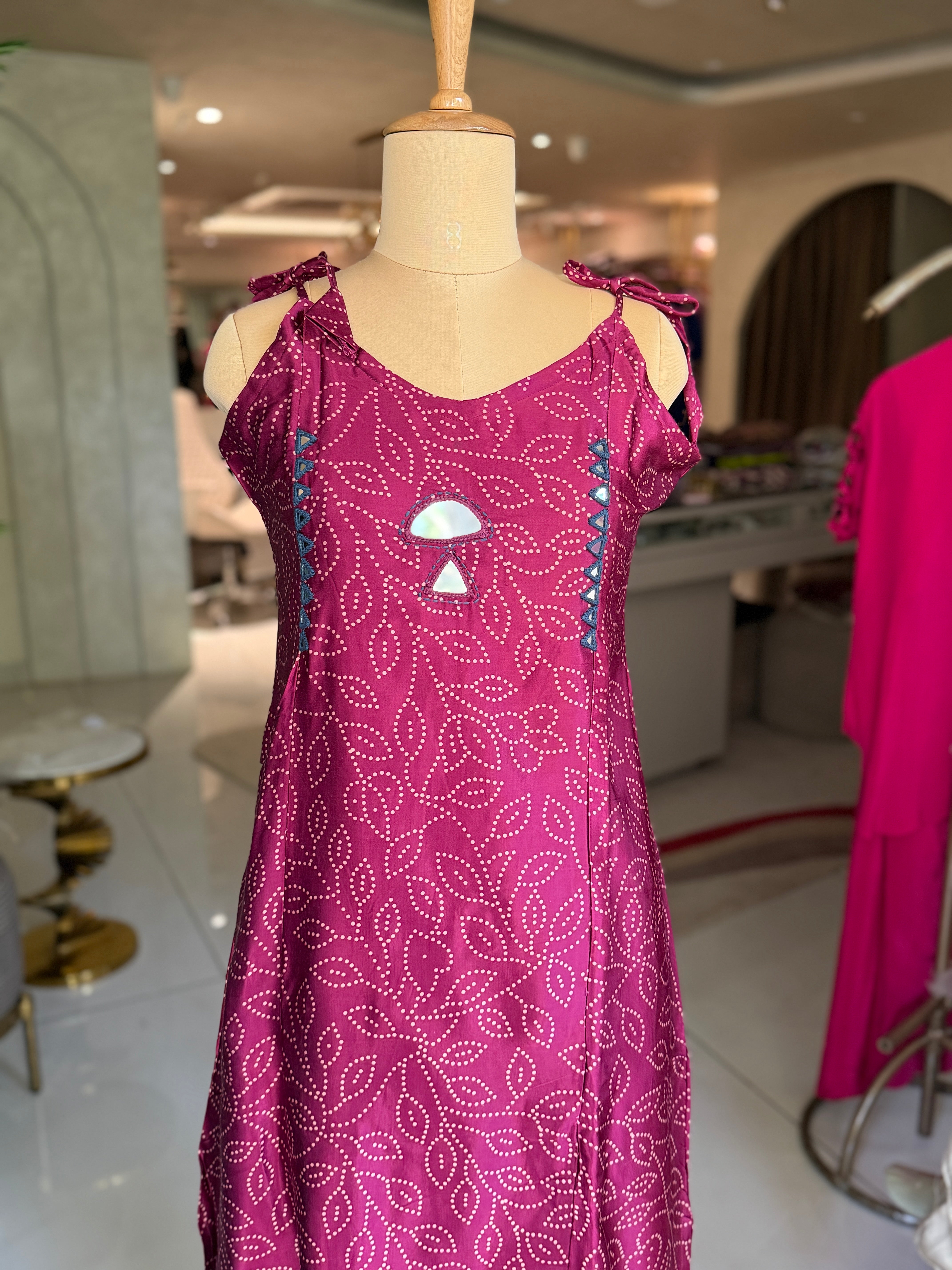 “GAJJI SILK” Spagetti Kurta Pant Set ✨💕 | KurtiSwag