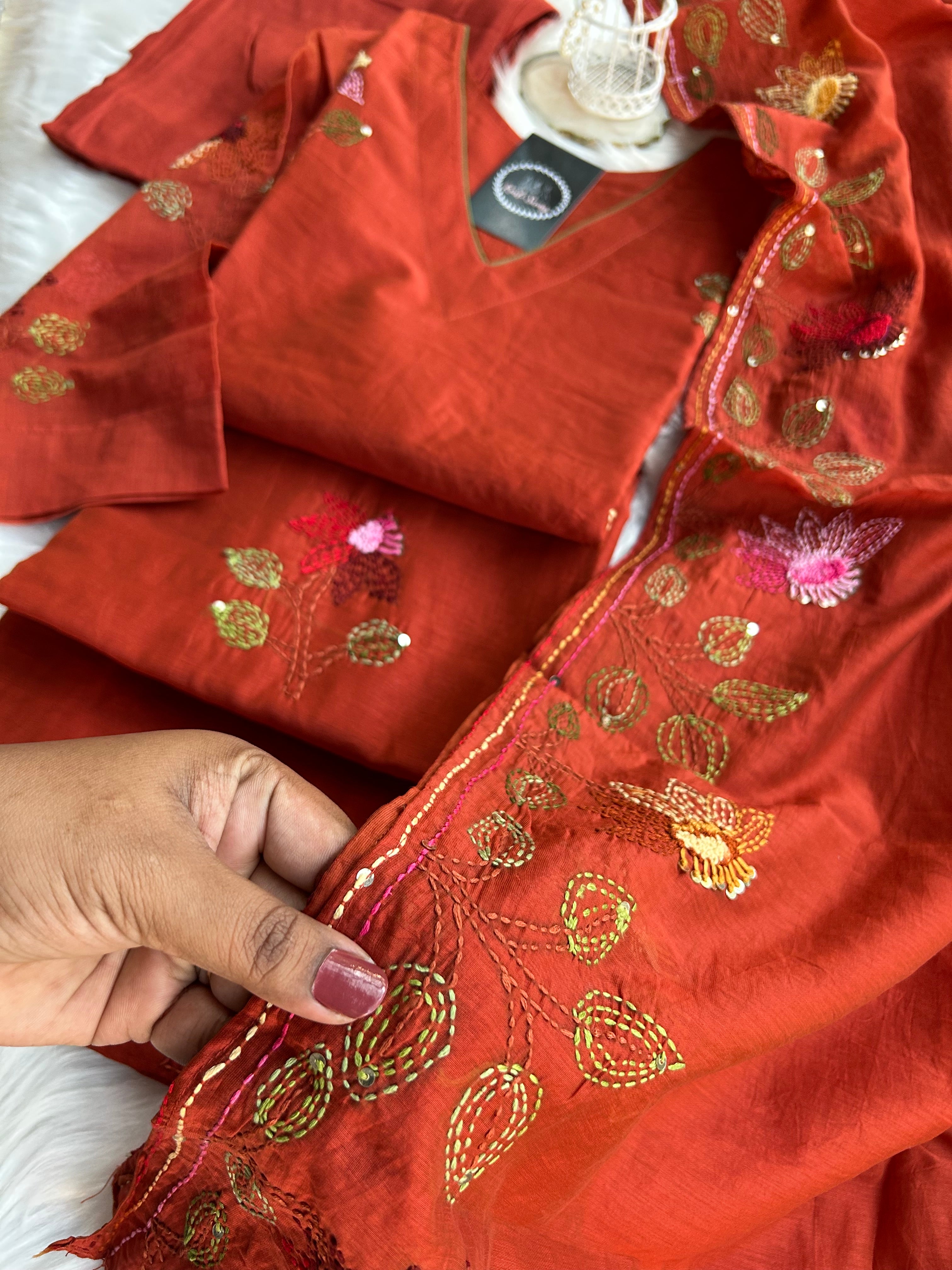 “RANGREZ” Premium Mul Chanderi Kurti Set✨💕 | KurtiSwag