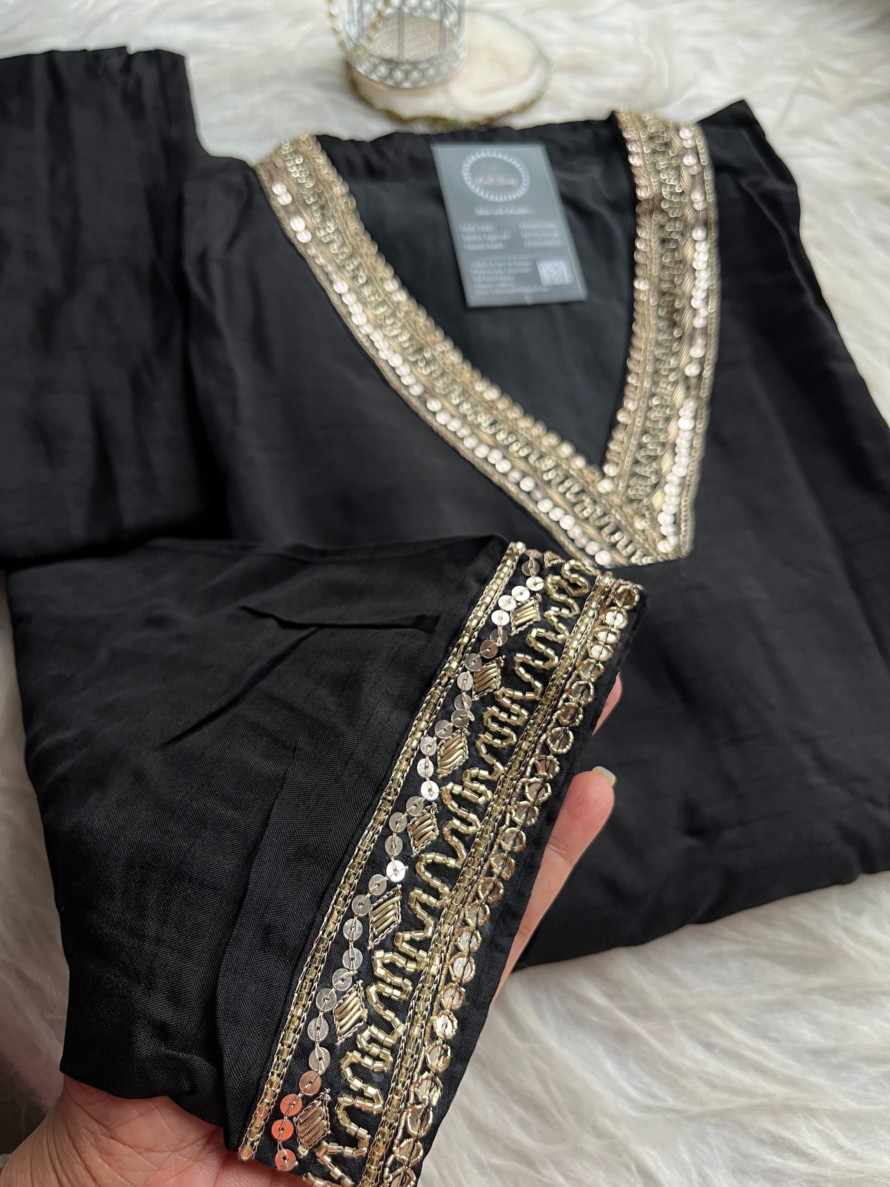 “ESHITA” Festive Kurti & Pant Set 💕✨ | KurtiSwag