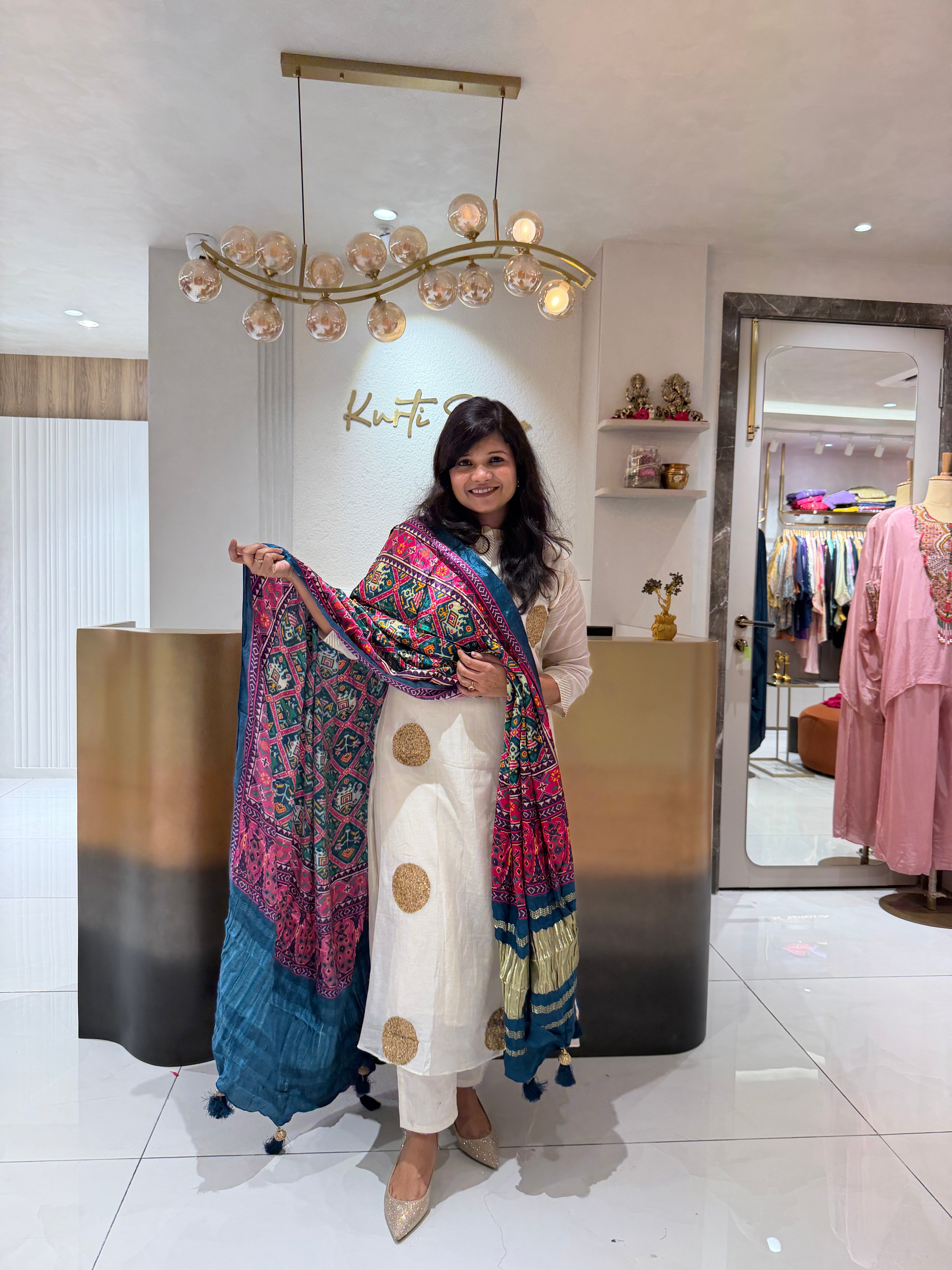 “GAJJI SILK” Dupatta ✨♥️ | KurtiSwag
