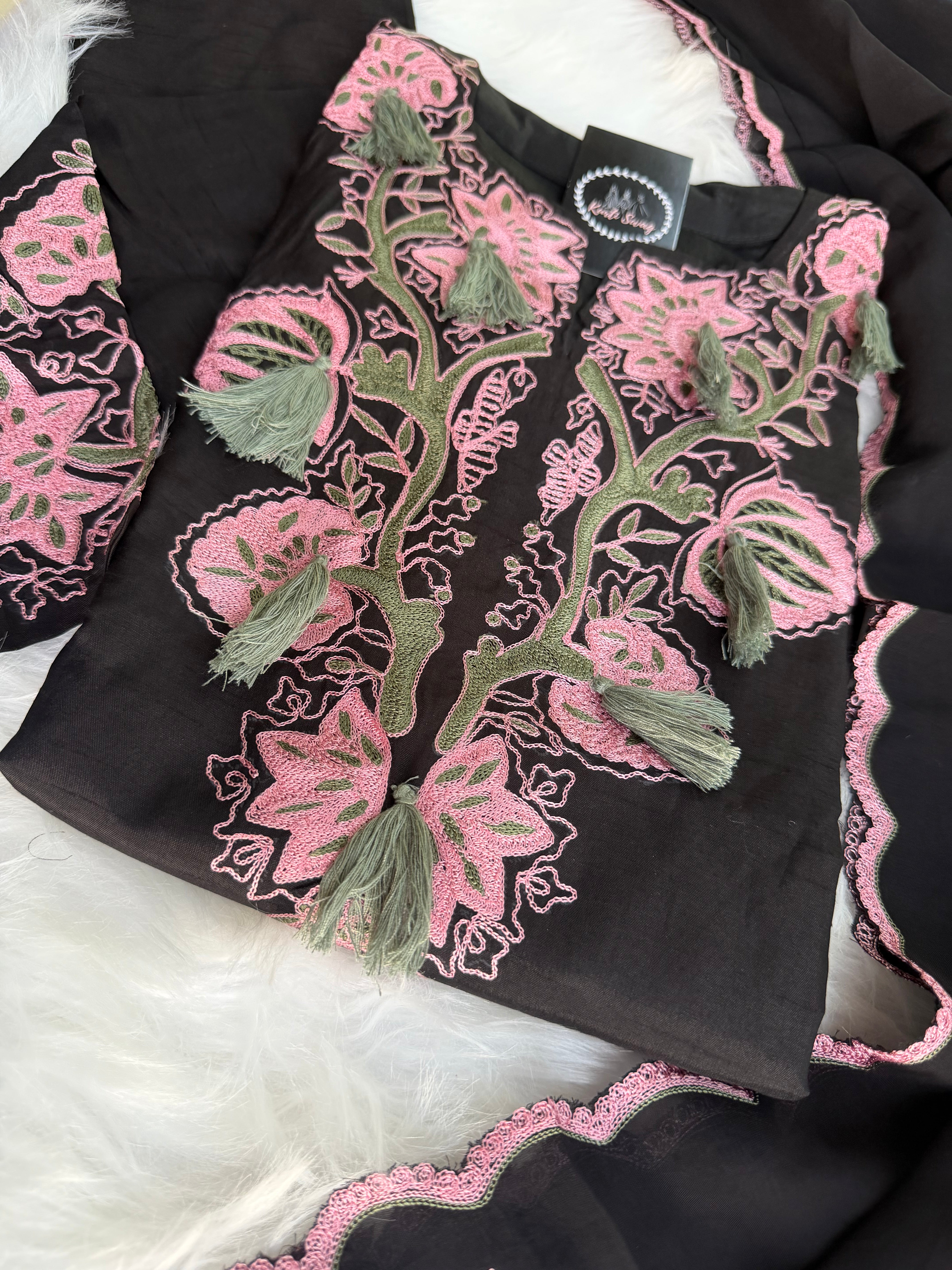 “BLUSH ON BLACK” Dola Silk Suit Set 💕✨ | KurtiSwag